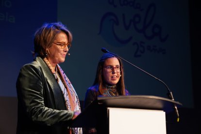 Isabel Guirao y Ana Viciana, presentadoras de la gala.