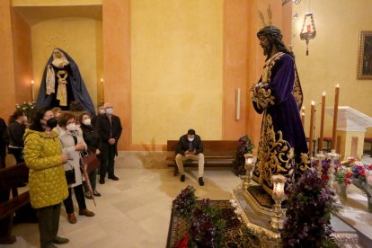 Los almerienses expresaron su devoción por el Medinaceli el primer viernes de marzo.