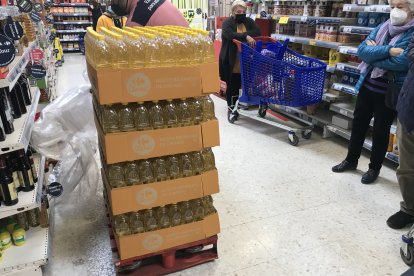 Los hipercados señalan que el suministro está garantizado.
