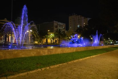 La Fuente de los Delfines.