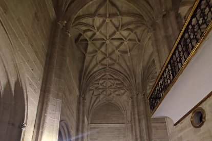 Una multitud acompañó al Cautivo hasta el final del viacrucis.