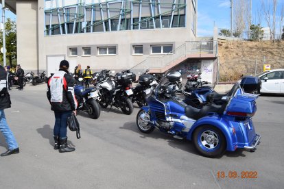 Se vieron llamativas motos durante la concentración.