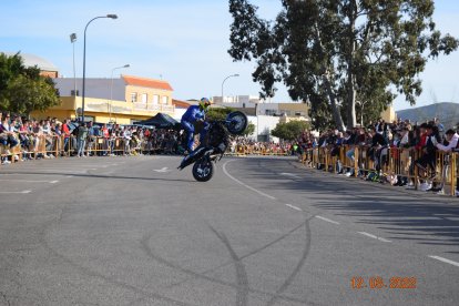 Exhibición de acrobacias.