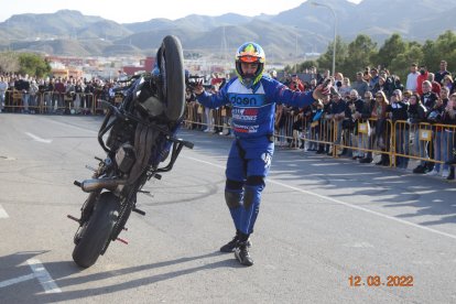 Exhibición de acrobacias.