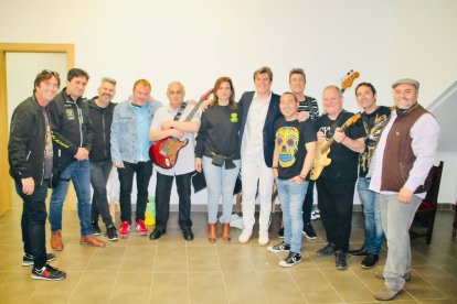 Con los artistas de Danza Invisible.