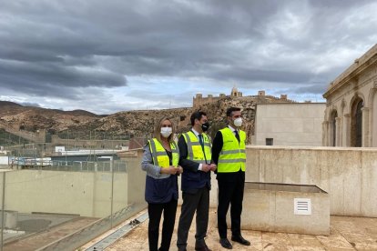 Marifran Carazo, Juanma Moreno y Ramón Fernández-Pacheco.
