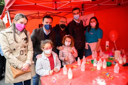 Visitando la zona infantil.