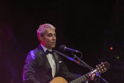 Un recital de grandes canciones que todo el Auditorio coreó.