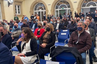 Asisten alcaldes, concejales, técnicos de ayuntamientos, dinamizadores de Guadalinfo, representantes de GDR’s, Asempal y la Cámara de Comercio.