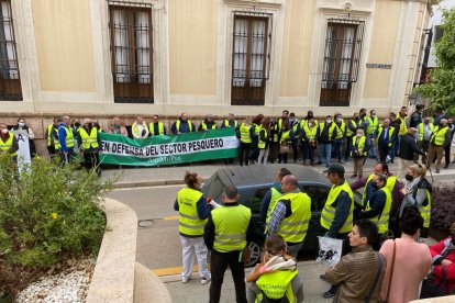 Imagen captada desde el exterior de la sede oficial del Gobierno en Almería.
