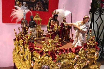 Maqueta del paso procesional de San Benito de Sevilla.
