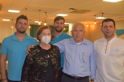 Familia Úbeda Román: Diego y María Doloresy sus hijos: Patricio, Manolo y Diego.