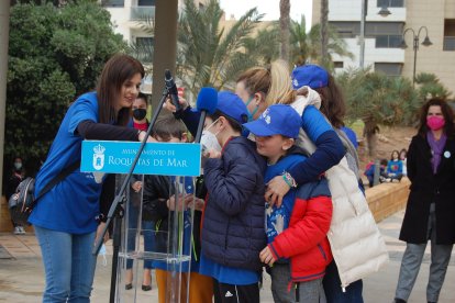 Valle Herrera subió al estrado a algunos alumnos que mandaron un mensaje positivo. Si puedes soñar, puedes conseguirlo.