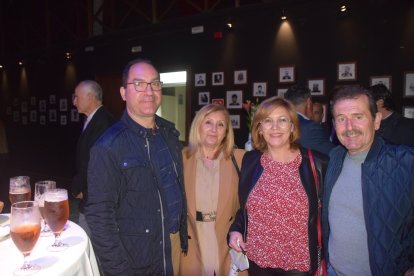 Javier Esteban y Adoración Díaz del Hotel México de Vera y Josefina Expósito y Manuel Navas de la pensión Navas de Cabo de Gata.