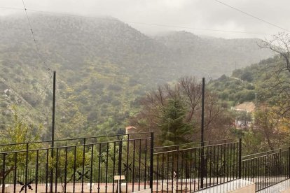La nieve a primera hora de este lunes desde Laroya, en el Valle del Almanzora (Foto: Ayuntamiento de Laroya).