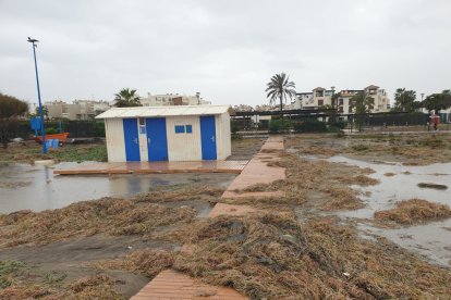 Importantes daños también en la costa veratense. Foto: Ayto. Vera