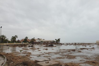 Importantes daños también en la costa veratense. Foto: Ayto. Vera