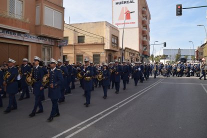 La Agrupación Musical de Ntra. Sra. de Las Angustias de Porcuna era muy numerosa en integrantes.