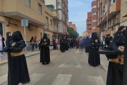 Cruces tras el Gran Poder.