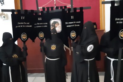 Las siete palabras, listas para salir.