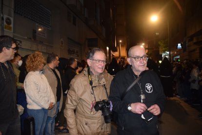El fotógrafo de prensa Pepe Mullor y Pedro, eterno cofrade del Perdón.