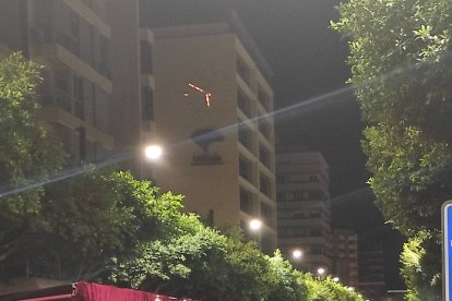 Una multitud acompañó al Cristo del Escucha.