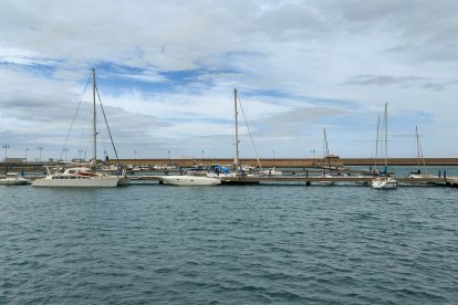 Imagen del Puerto de Adra.