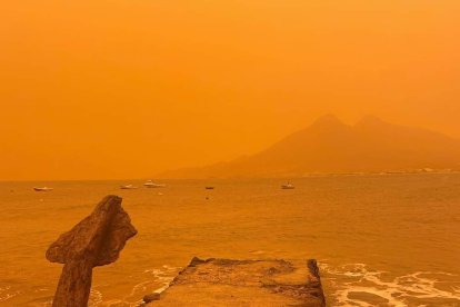 Vista de Los Frailes desde La Isleta del Moro (FOTO: Hostal Restaurante La Isleta).