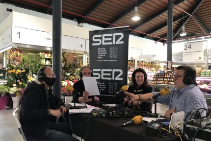 \'Hoy por Hoy Almería\' se ha trasladado al Mercado Central para la emisión de su programa de ayer.