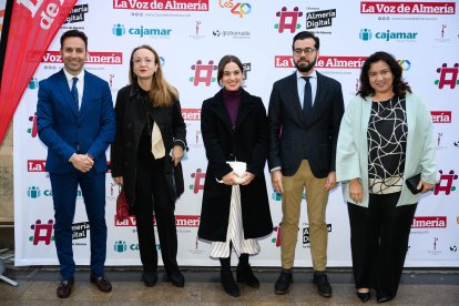 Ricardo Céspedes, Antonia S. Villanueva, Laura Martínez, Álvaro Izquierdo y Matilde Díaz.