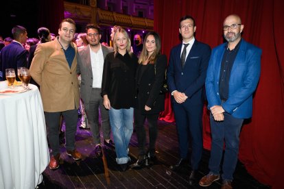 Equipo de CM 2000 y La Voz de Almería.