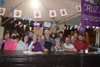 Los almerienses ya disfrutan de las Cruces de Mayo.