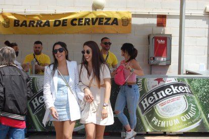 Una bebida en buena compañía