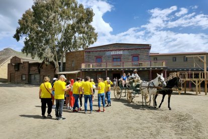 Los ferraristas italianos disfrutaron de una gran mañana en el poblado del oeste.