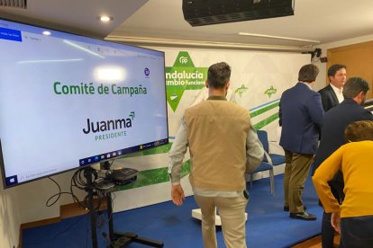 La reunión se ha celebrado en la sede del PP.