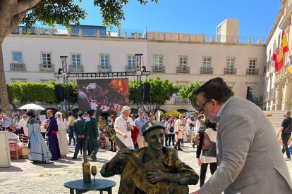 El guitarrista portugués.