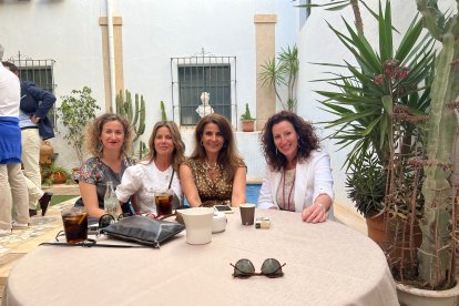 De izquierda a derecha: Beatriz Mellado, María José, Begoña Martínez Amo y María Vázquez.