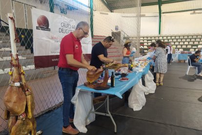 Voluntarios del XIV Maratón de Sangre.
