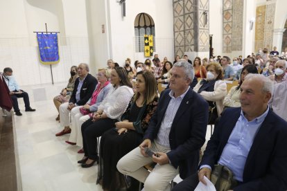 Han acudido numerosas autoridades.