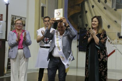 El nombramiento del primer embajador de Moros y Cristianos 2022, que ha sido para Antonio Zamora Cortés.