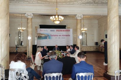 El Círculo Mercantil de Almería acoge el debate organizado por LA VOZ.