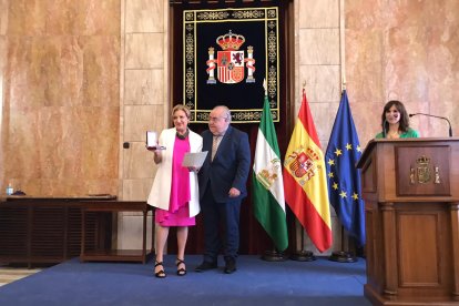 El Ministerio de Justicia ha reconocido la trayectoria de la jueza jiennense.