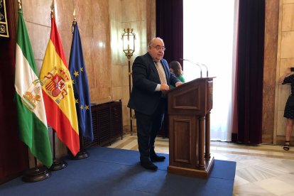 El Secretario de Estado de Justicia, Tontxu Rodríguez, ha destacado la labor de la magistrada.