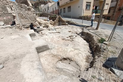 Vista general de los restos hallados del antiguo baluarte