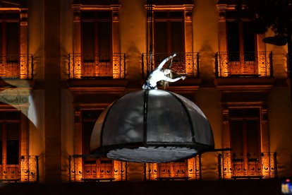 Espectáculo en la Puerta de Purchena.