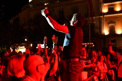 Manel Fuentes, recordando los éxitos de su admirado Bruce Springsteen.