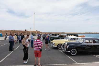 La exposición en el puerto.