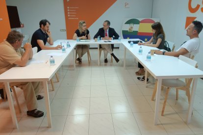 Cs se reúne con sindicalistas del sector educativo.