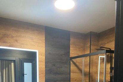 Baño de una de las habitaciones.