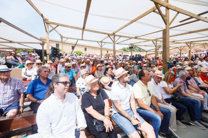 El mitin se ha celebrado en el castillo de Cuevas.